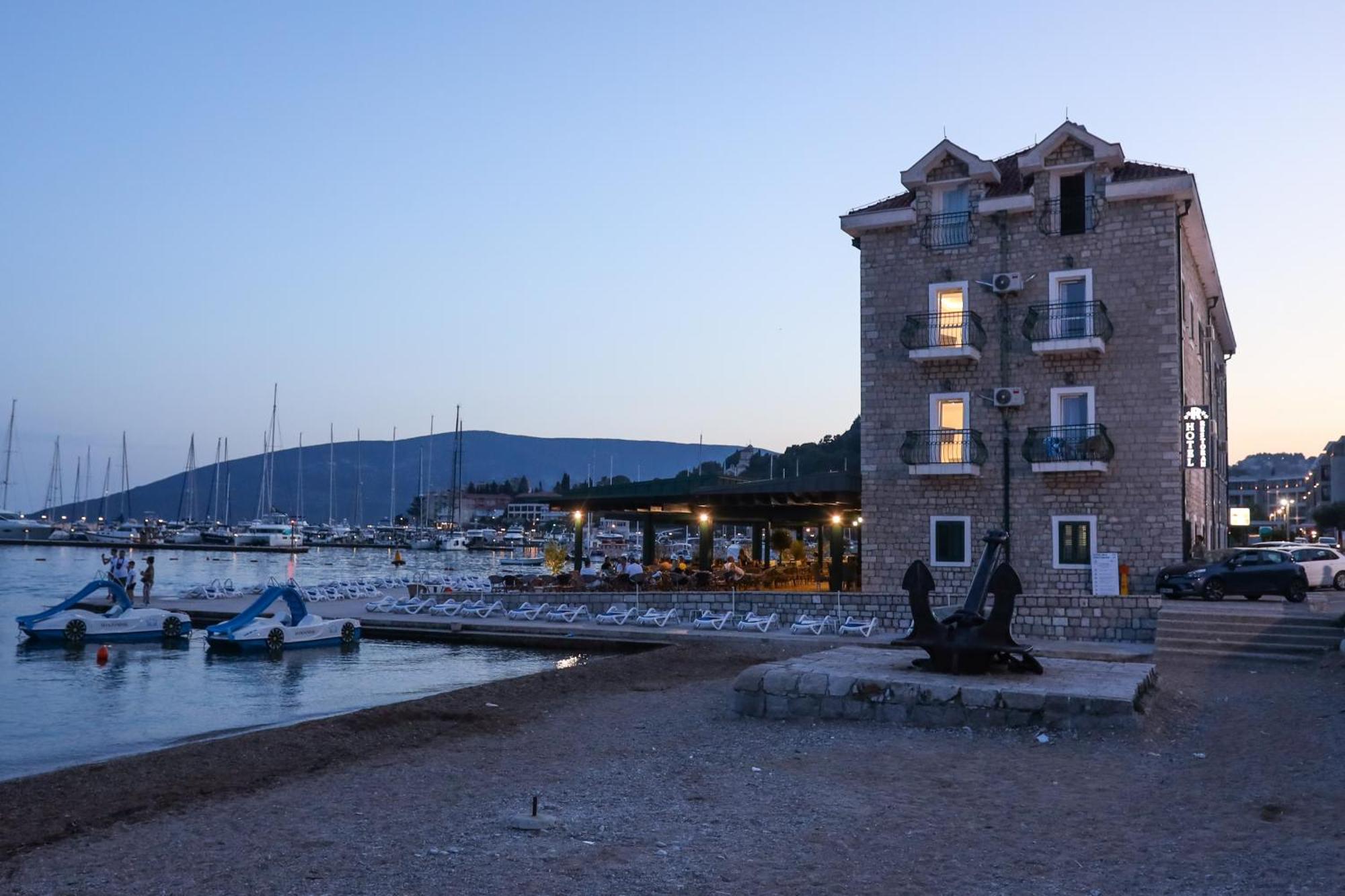 Hotel Rr Herceg Novi Extérieur photo